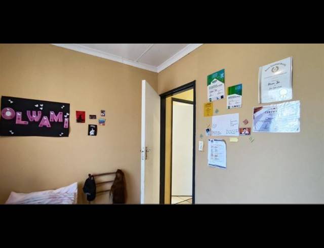 3 BEDROOM HOUSE FOR SALE IN CRYSTAL PARK